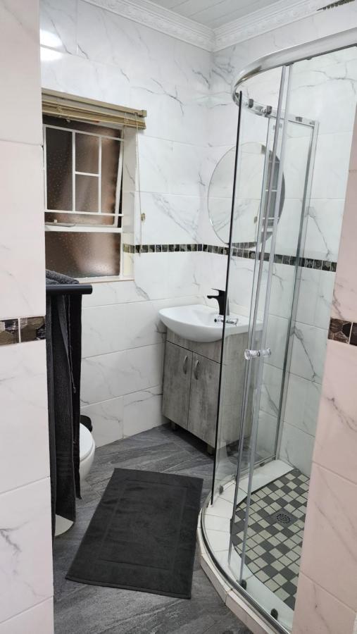 Sable Inn B&B Modimolle Bagian luar foto